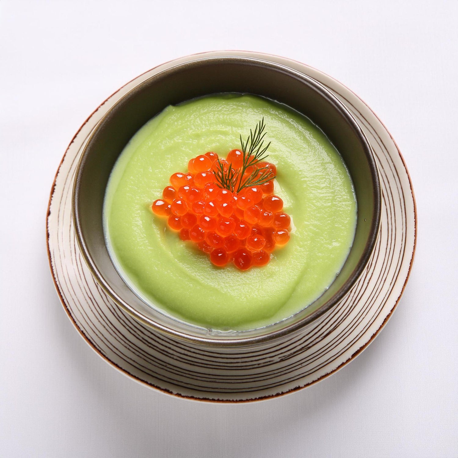 CREMA DE GUISANTES CON ESFERAS DE SALMÓN